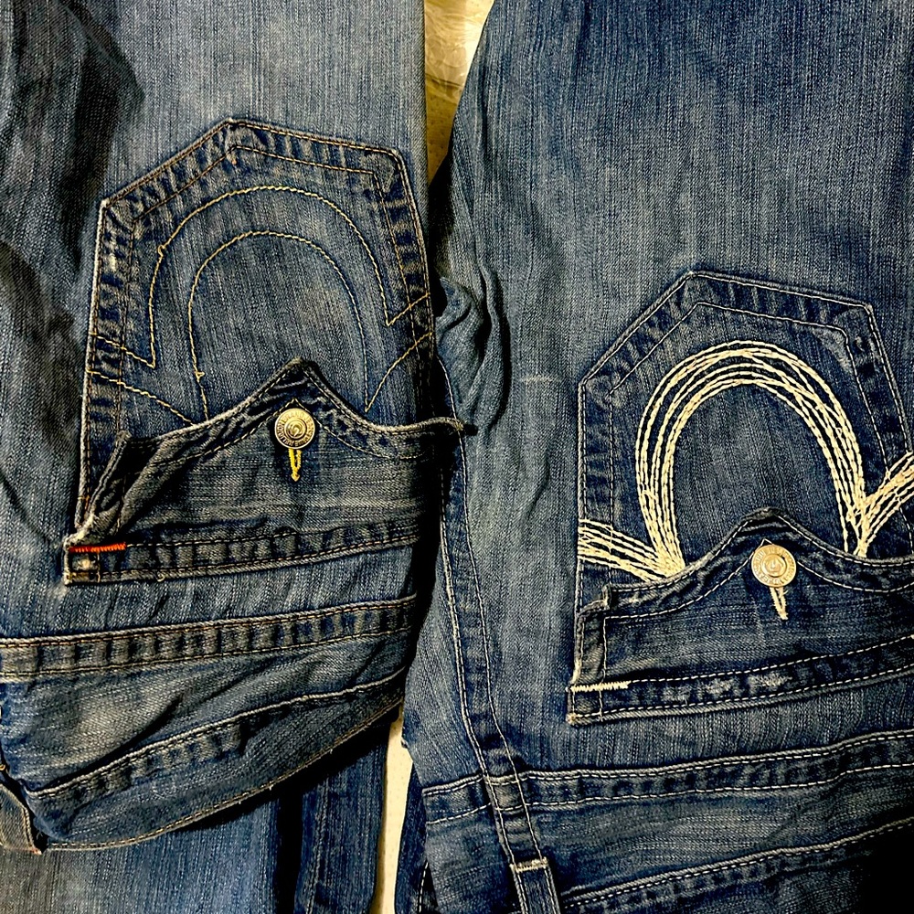 2 pairs of true religion jeans